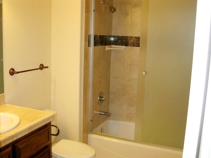 Primary Photo - 462 Lindsay Ln