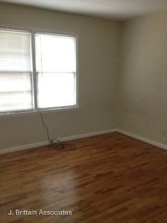 Foto del edificio - 308 W 5th St