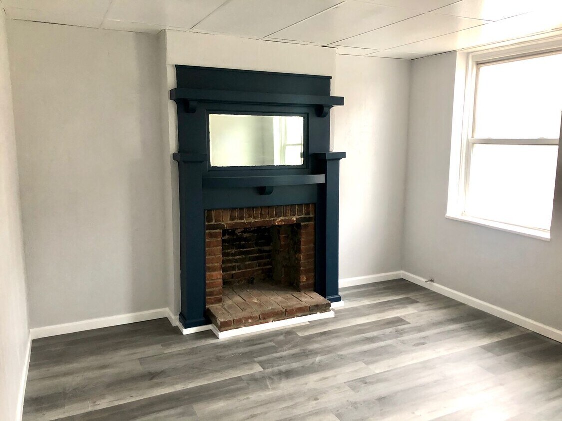 Foto principal - 2029 Rose Street