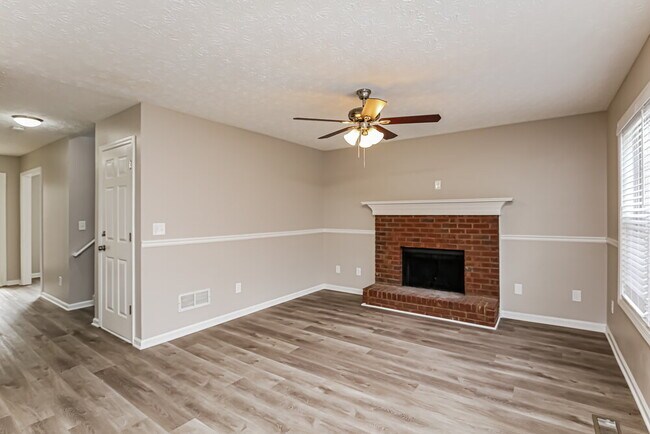 Foto del edificio - 2152 Glen Hope Ln