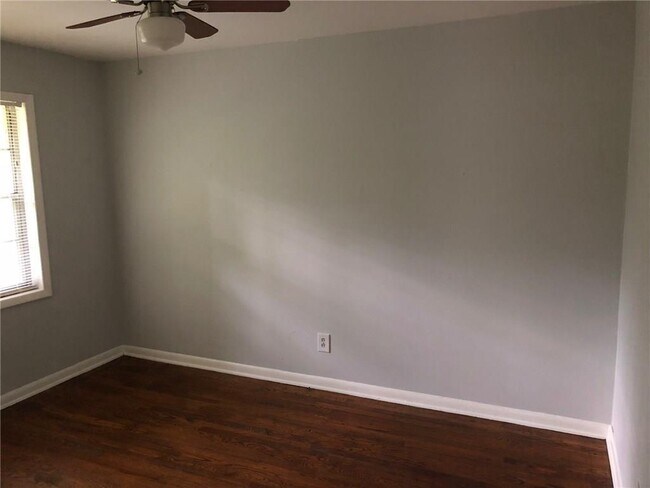 Foto del edificio - 1257 Woodland Ave NE
