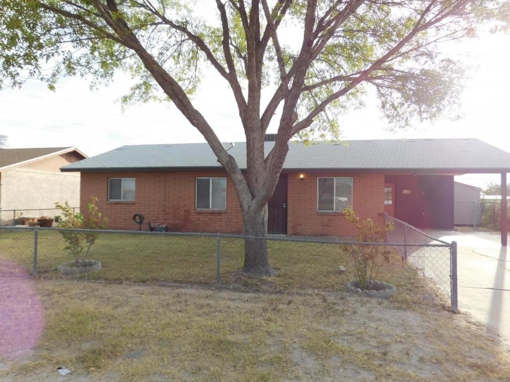 229 S Bisbee Ave House Rental in Willcox, AZ