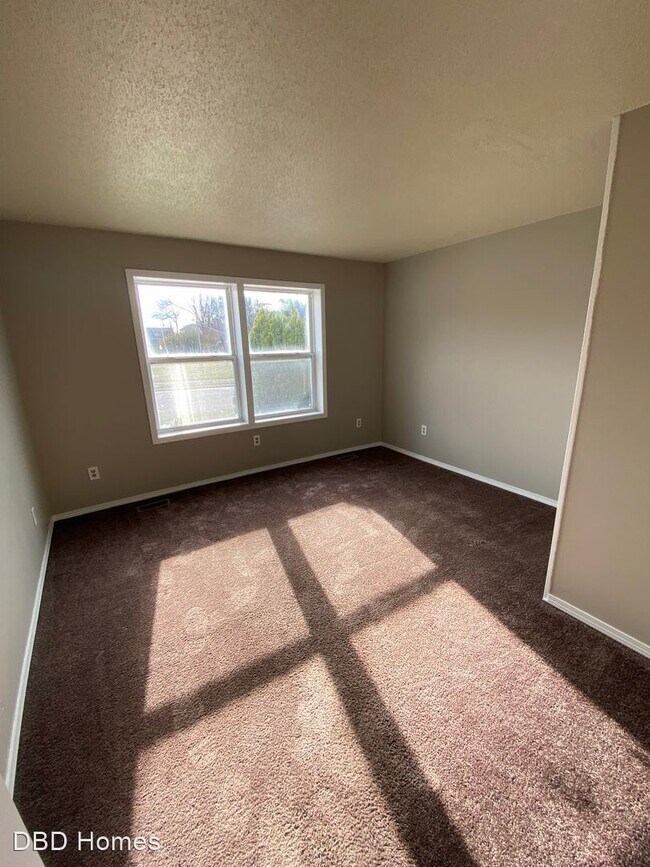 Building Photo - 3 br, 1.5 bath House - 845 Hugh St