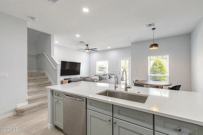 Foto del edificio - 143 W Fulton St