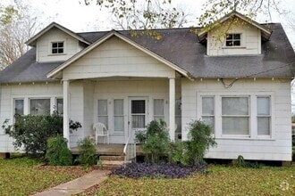 Building Photo - 2223 Co Rd 107
