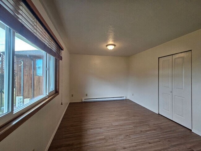Foto del edificio - 2322 Dearborn Ave