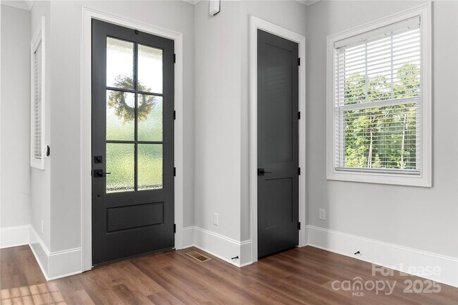 Foto del edificio - 805 Naples Dr