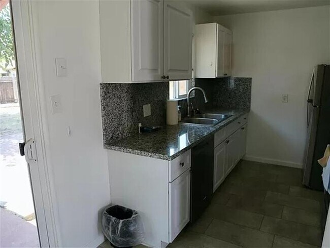 Building Photo - updated two-bedroom home