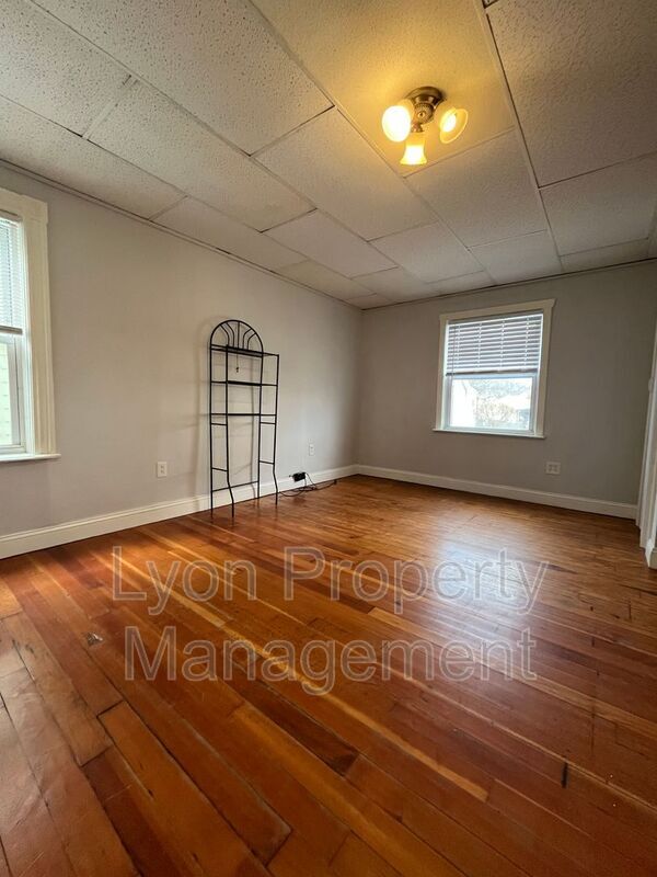 Foto del edificio - 276 Hunt St