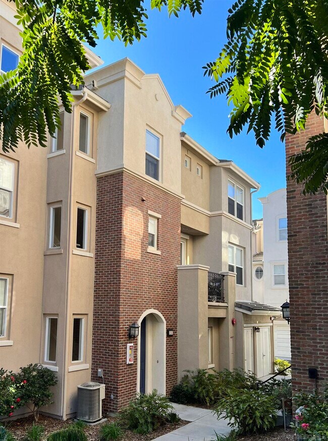 Foto del edificio - 1263 Elfin Forest Rd E