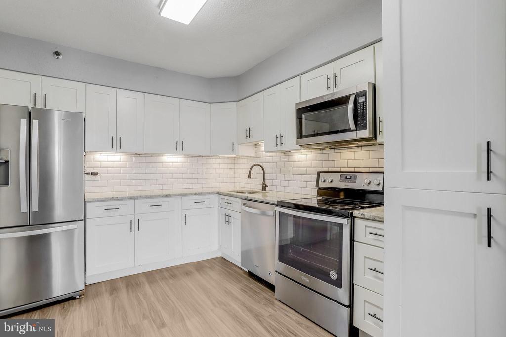 Foto principal - 3713 S George Mason Dr