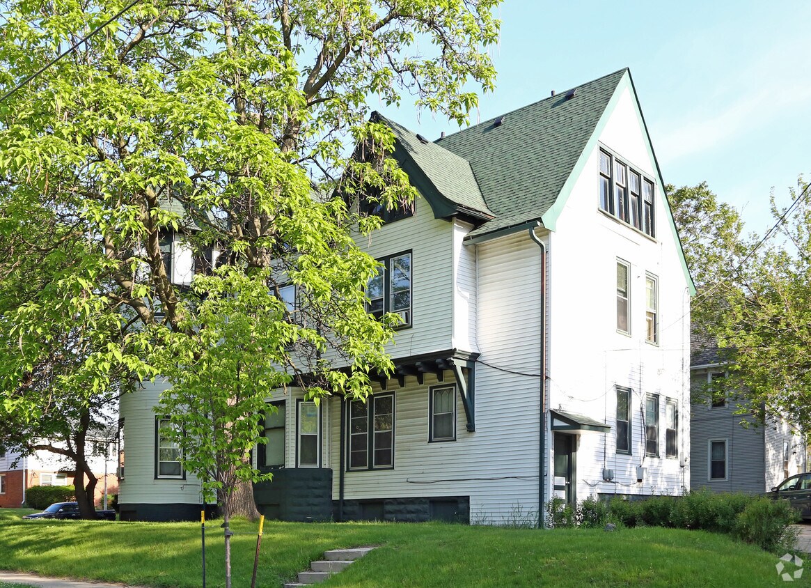 Primary Photo - 924 S 19th St
