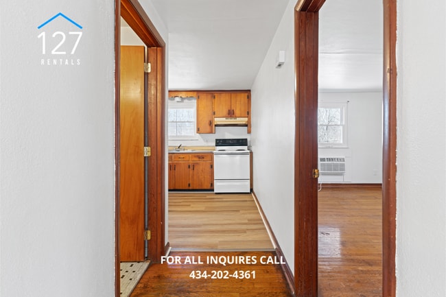 Building Photo - Comfortable & Convenient 1-Bedroom Apartment in Prime Lynchburg Location!