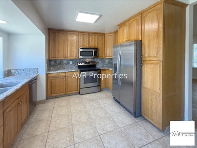 Foto del edificio - Beautiful single story home with recent upgrades