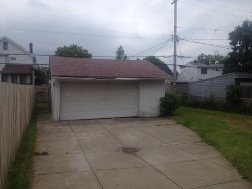 Foto del edificio - 21800 Fuller Ave
