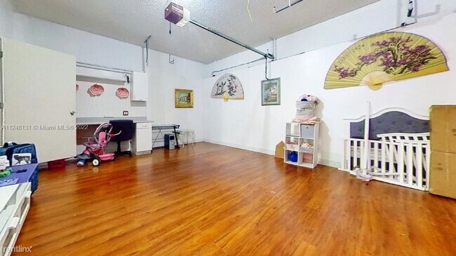 Foto del edificio - 4 br, 3.5 bath House - 2181 NW 99th Ter