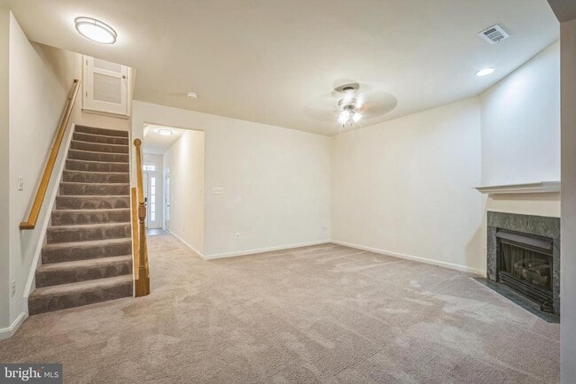 Building Photo - 13013 Park Crescent Cir