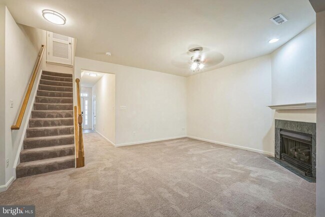 Foto del edificio - 13013 Park Crescent Cir