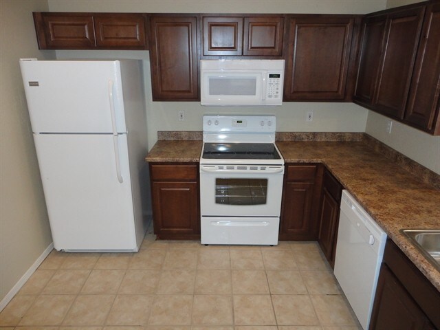 Foto del edificio - 2138 S Compton