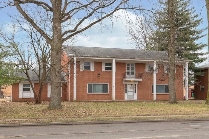 Primary Photo - Cute Speedway Apartment!