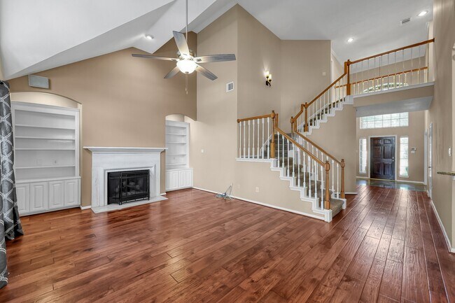 Building Photo - 30118 Bashaw Dr