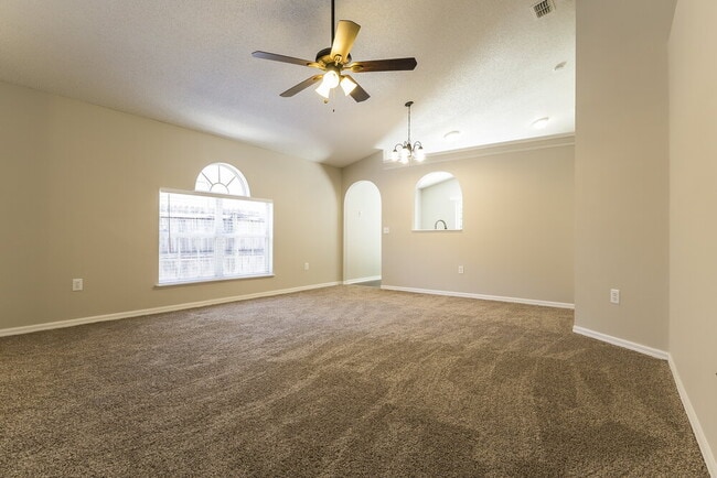Building Photo - 6748 Ebans Bend