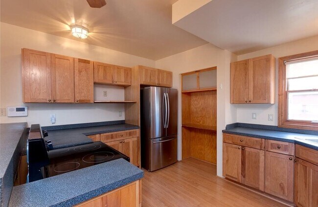 Foto del edificio - 5260 Som Center Rd