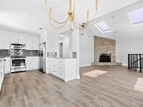 Building Photo - 1322 Oahu Dr