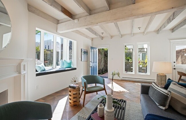 Foto del edificio - 2548 Pine St