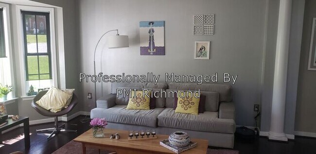 Foto del edificio - 11400 Maple Hill Pl