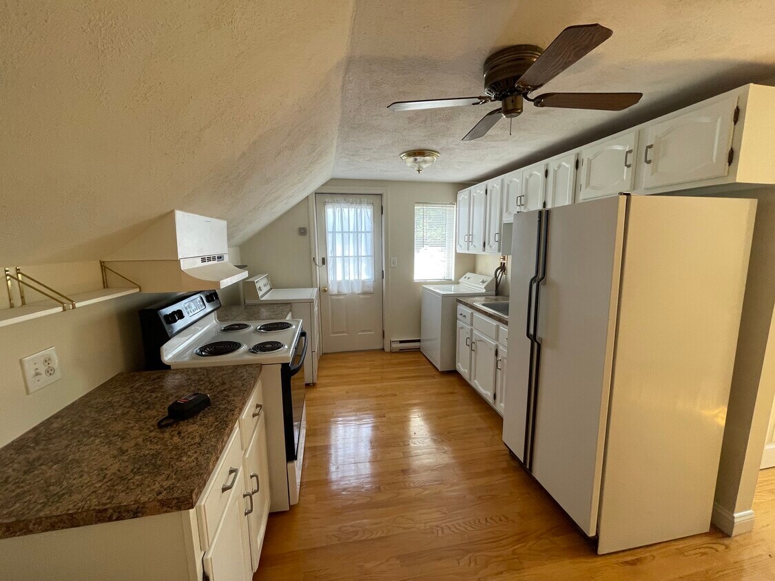 82 Chestnut St, Saugus, MA 01906 Apartments in Saugus, MA