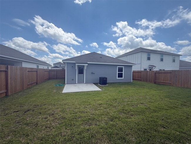 Building Photo - 10410 Red Cardinal Dr