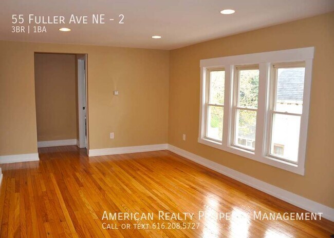 Foto del edificio - 55 Fuller Ave NE
