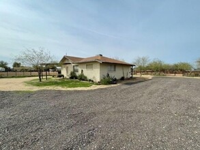 Building Photo - 36444 N 10th St