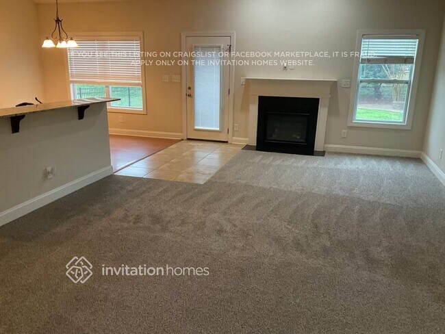 Foto del edificio - 1628 Ridgehaven Rd