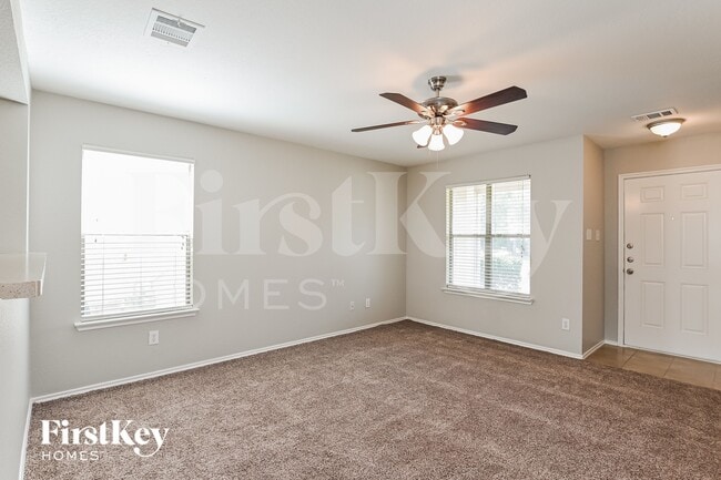 Building Photo - 8143 Chancewood Ln