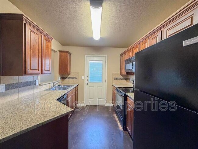 Building Photo - 4832A Deep Dr