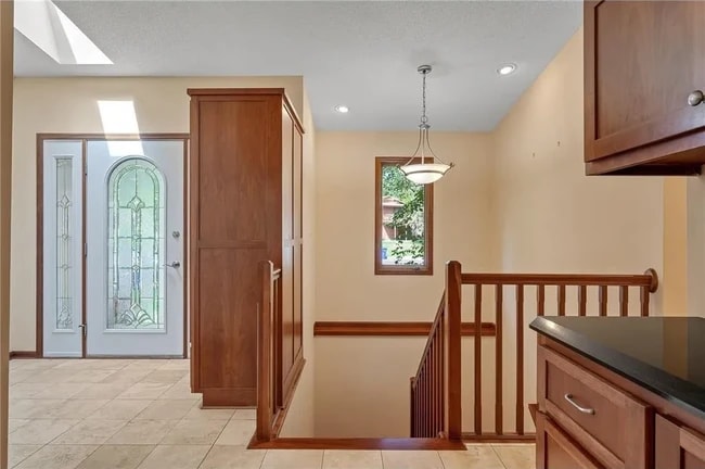 Building Photo - 957 Pine View Ct