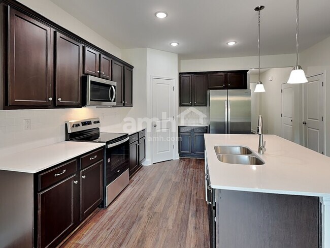 Foto del edificio - 4306 Spregan Way