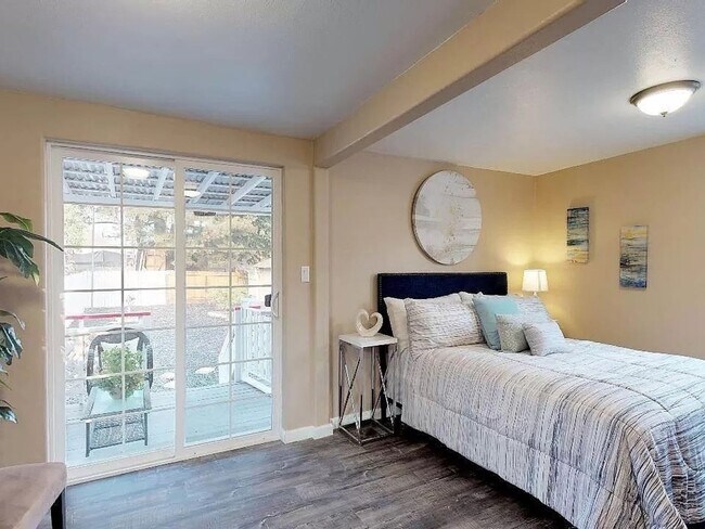 Foto del edificio - 3 Bedroom Single Family Home in Oakland (s...