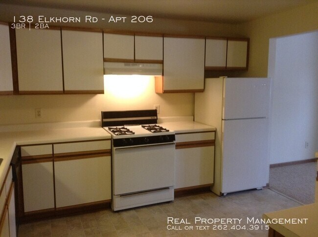 Foto del edificio - Large 3 Bedroom Apartment