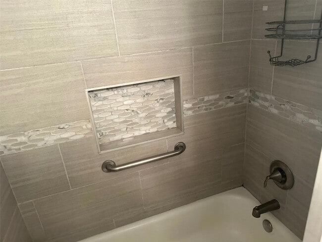 Building Photo - 1980 Tahitian Pl