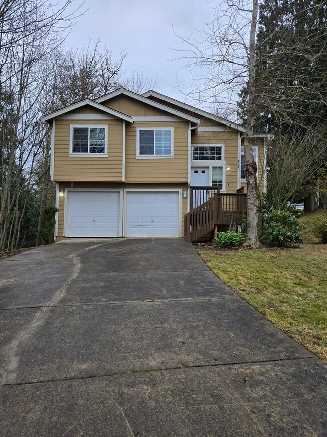 Building Photo - 4 Bedroom 3 Bath Located in Napavine