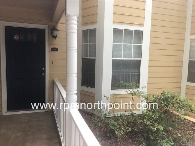 Foto del edificio - 4161 Riverlook Pkwy SE