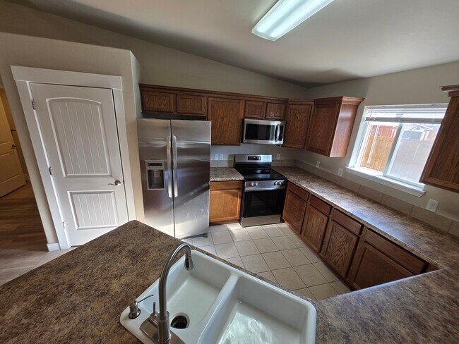 Foto del edificio - 308 N Mulberry St