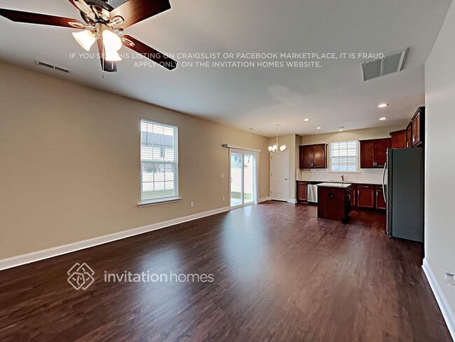 Foto del edificio - 344 Outwater Ridge Dr