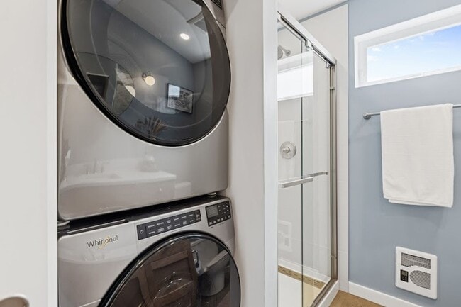 Building Photo - Welcome to your new home!