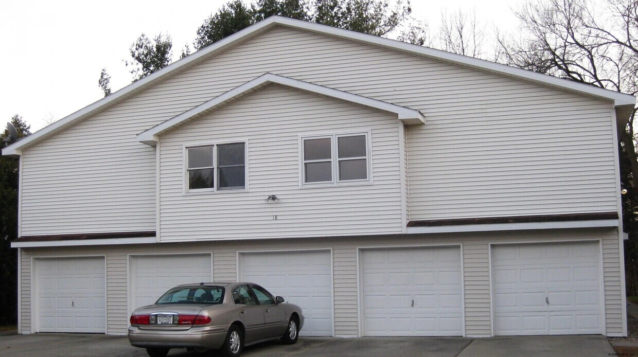 Primary Photo - 18 Allen Dr