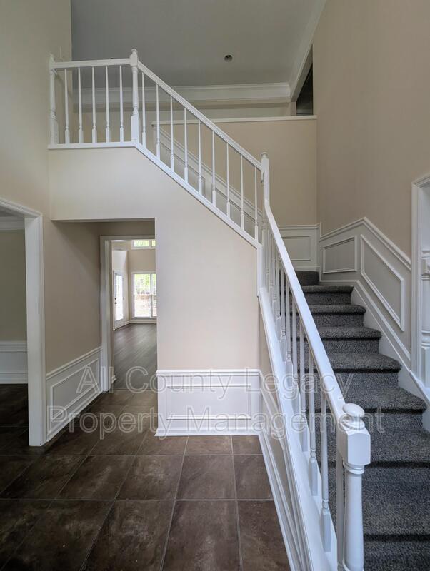 Photo - 4920 Agate Dr House