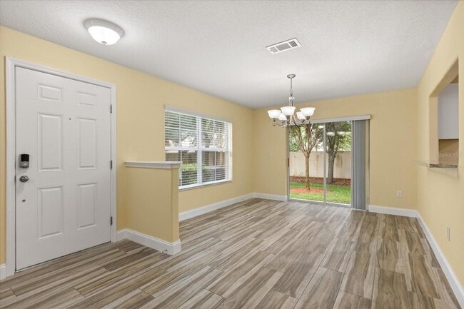 Building Photo - 326 Carina Cir